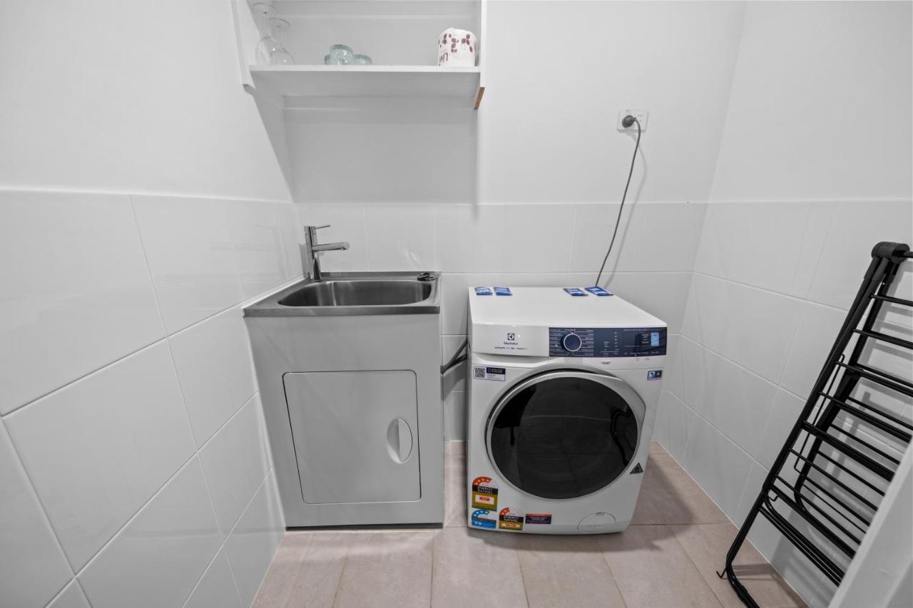 Cocobrew Boutique Apartments 록햄프턴 외부 사진
