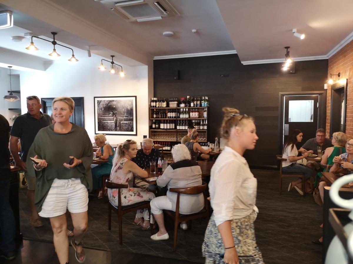 Cocobrew Boutique Apartments 록햄프턴 외부 사진