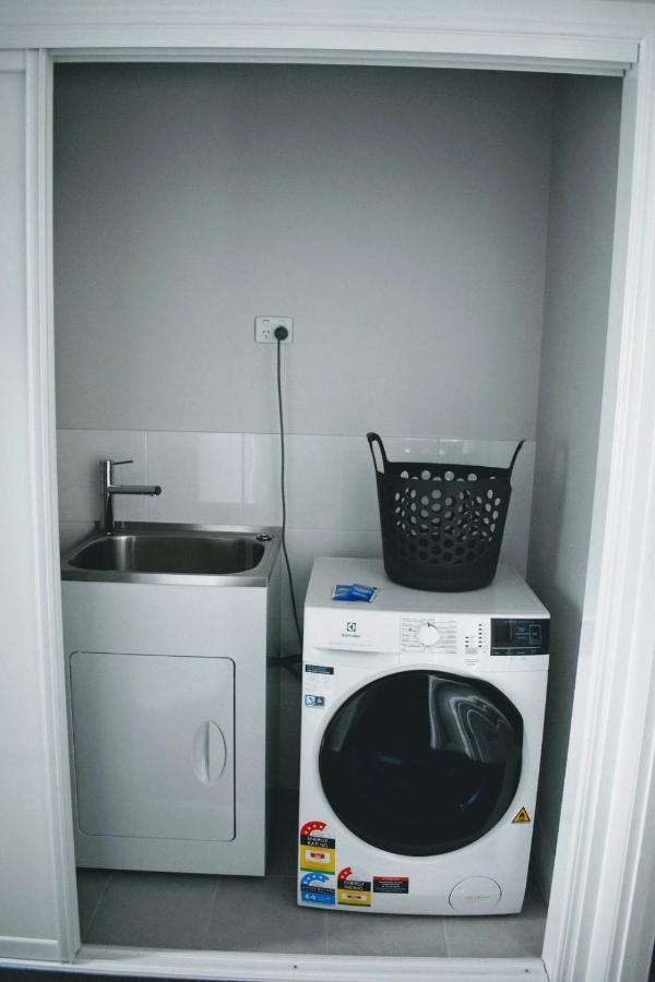 Cocobrew Boutique Apartments 록햄프턴 외부 사진