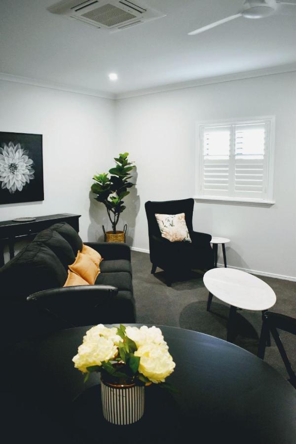 Cocobrew Boutique Apartments 록햄프턴 외부 사진