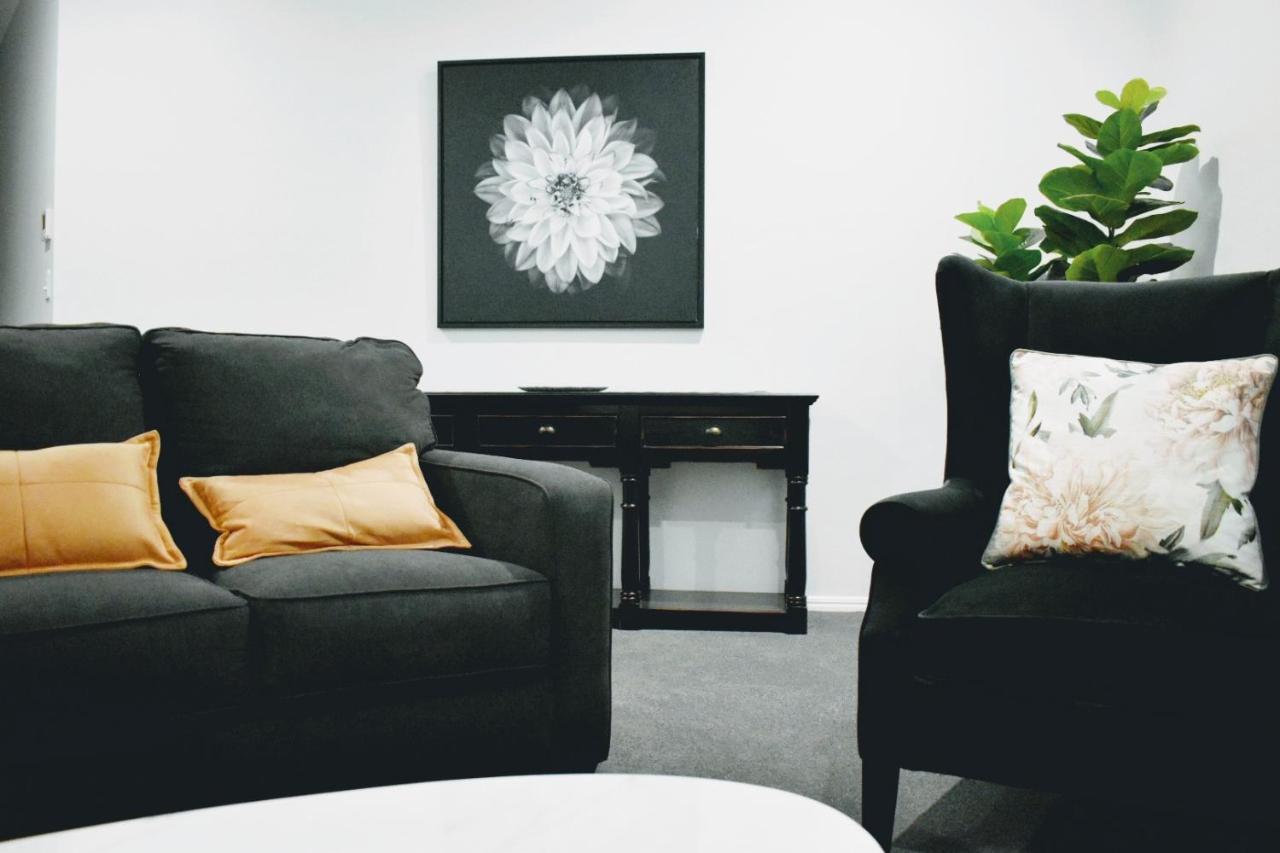 Cocobrew Boutique Apartments 록햄프턴 외부 사진